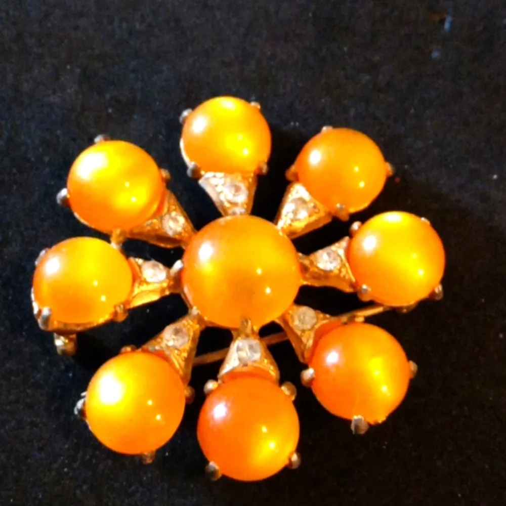 Vintage Juliana Brooch Beauty - Picture 1 of 3